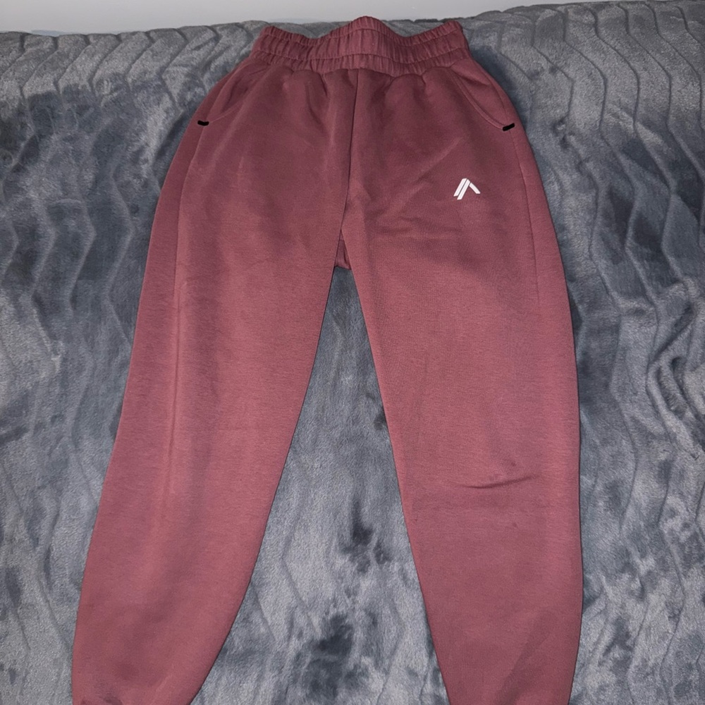Alphalete Dusty Rose Joggers